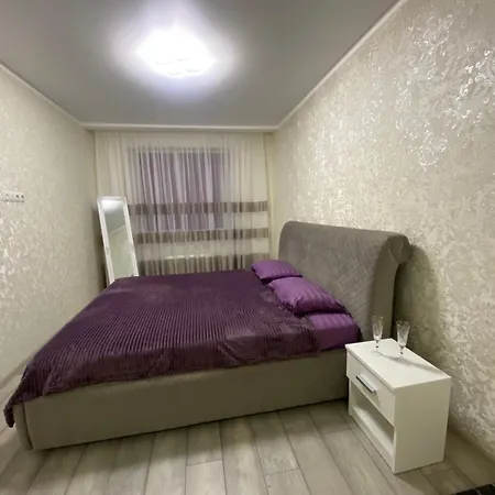 кадорр 34 жемчужина возле жд вокзала Apartment